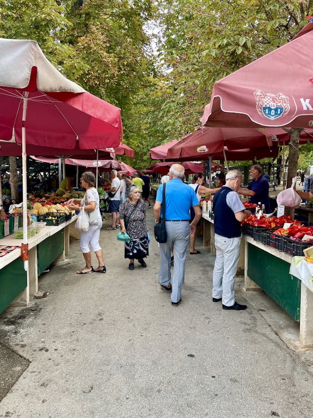 Image Exploring Pula's markets